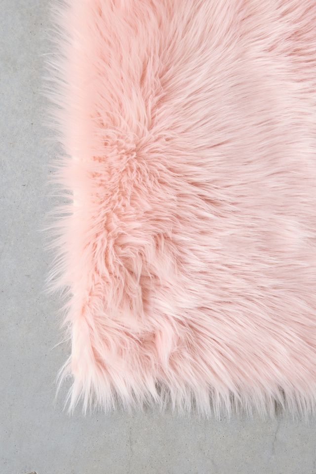Rory Faux Fur Rug #1