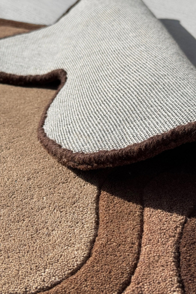 Jubi Puddle Hand Tufted Wool Rug