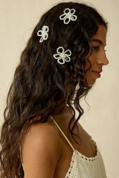 Petals & Pearls Flower Hair Clips Set