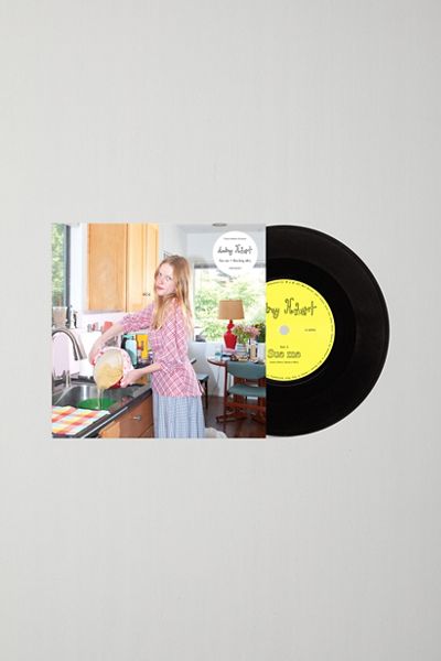 Audrey Hobert - Sue Me / Bowling Alley UO Exclusive 7-inch Single
