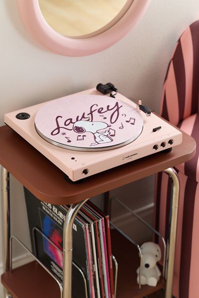 Tapis de platine Snoopy exclusif UO Laufey X Peanuts