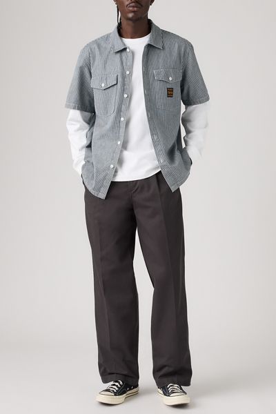 Levi's® Pleated Loose Fit Chinos