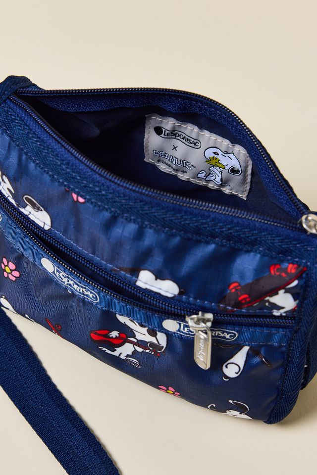 LeSportsac x Peanuts UO Exclusive Classic Mini Hobo Bag | Urban
