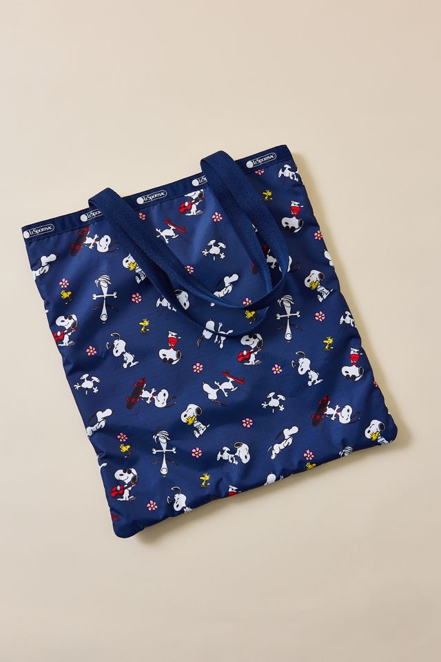 LeSportsac x Peanuts UO Exclusive Large Emerald Tote Bag | Urban