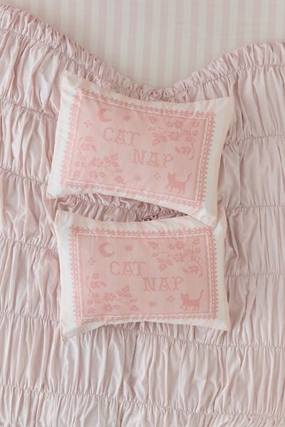 Cat Nap Doily Printed Core Sham Set