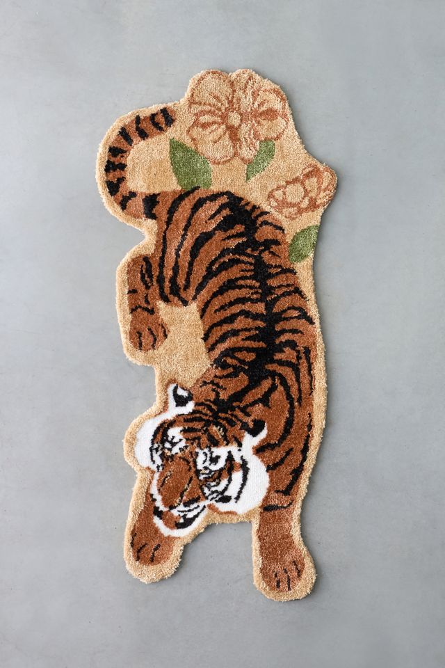 Tiger Shaped Knitted Rug #1
