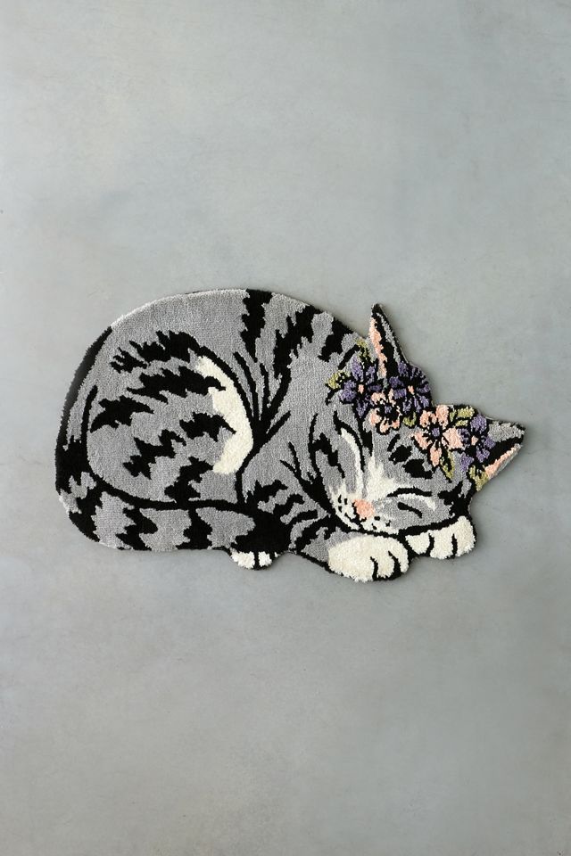 Cat Shaped Knitted Rug #1