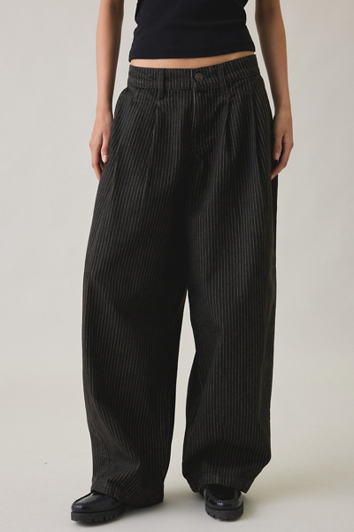 BDG Jax Pinstripe Pleated Cocoon Low-Rise Jeans