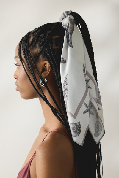 小物 eaphi INDIA PATTERN SATIN SCARF Shellscape Pattern Satin Scarf | Urban Outfitters