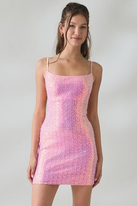 mini birthday dresses for woman then the strapless bodycon silhouette that effortlessly accentuates definitely will be White mini dress for women