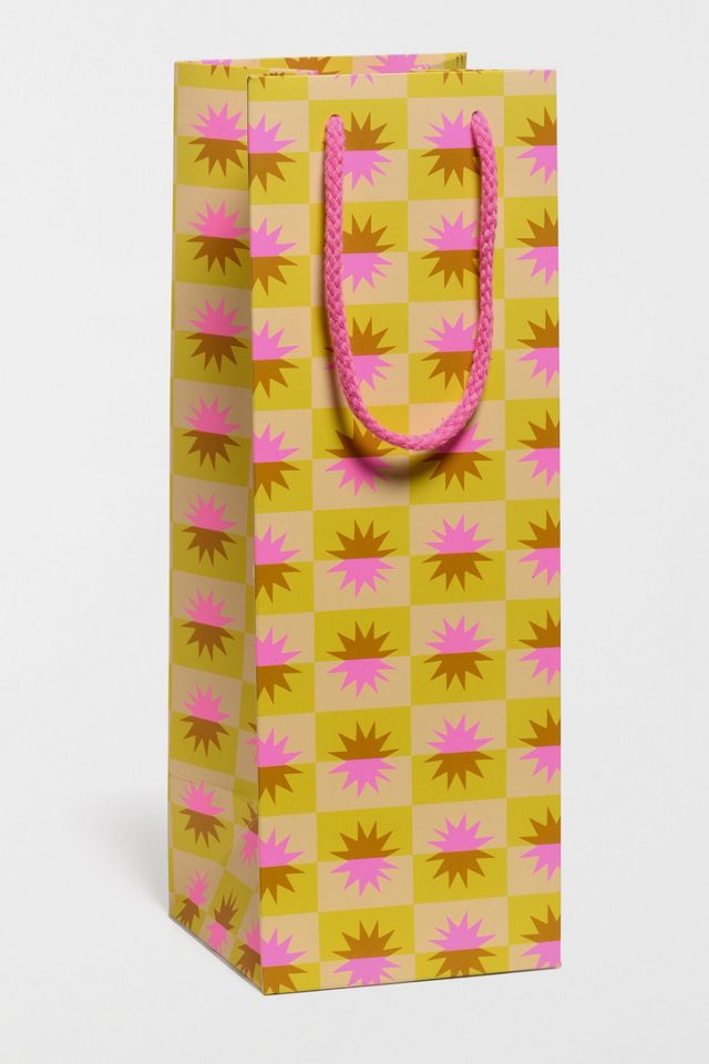 Red Cap Sunni Booze Gift Bag #1