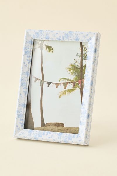 Toile Patterned 4” X 6” Picture Frame
