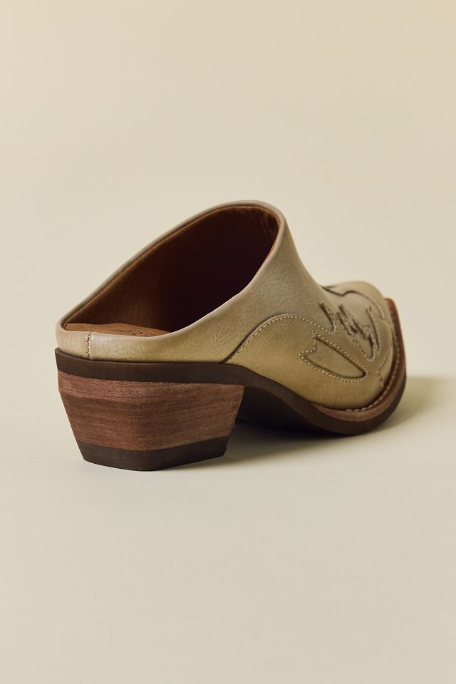 Frye & Co Irlene Western Mules #3