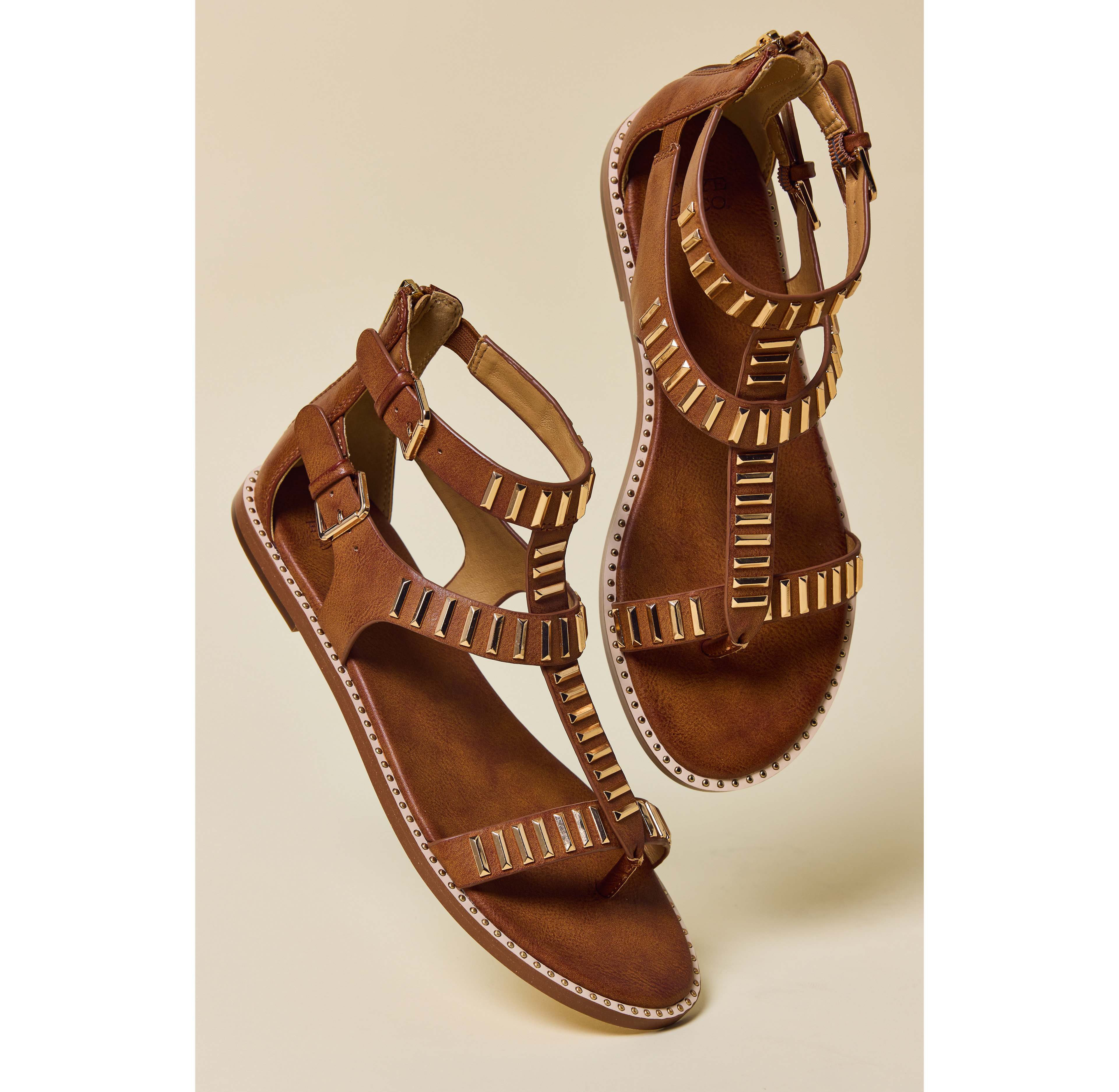 Frye & Co Bucky T-Strap Sandals