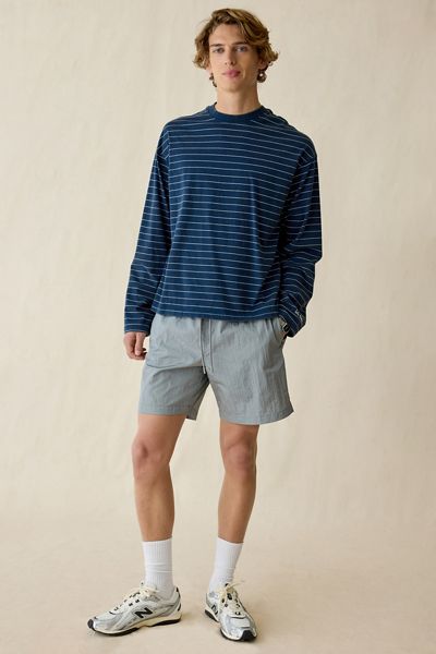 UO 7” Crinkle Short