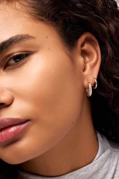 Ana Luisa Kira Slim Hoop Earrings