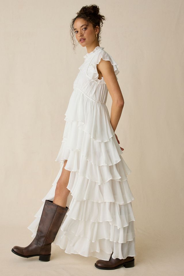 long white ruffle dress Charmeuse Oceana maxi dress Strapless Lined Padded bust Boning in the bodice Zipper in back Make your grand entrance in our stunning Oceana maxi dress White Maxi Dress - Ruched