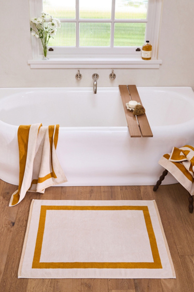 Bed Threads Two-Toned Bath Mat