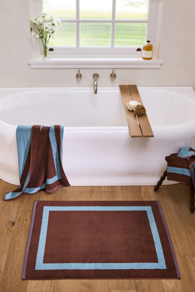 Bed Threads Two-Toned Bath Mat
