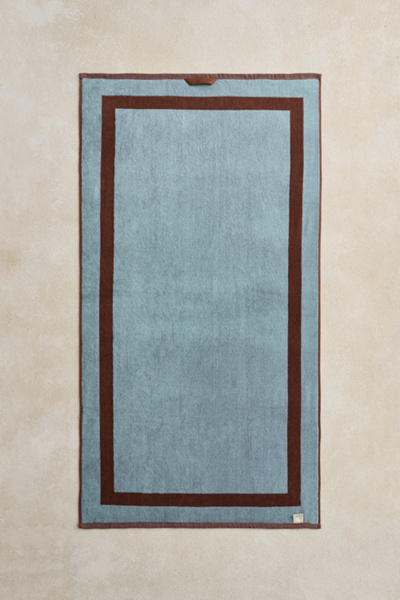 Bed Threads Two-Toned Bath Towels Set