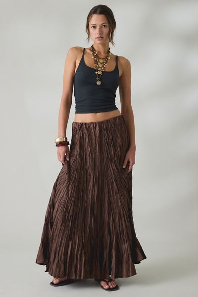 Kimchi Blue Whirlpool Crinkle Low-Rise Maxi Skirt