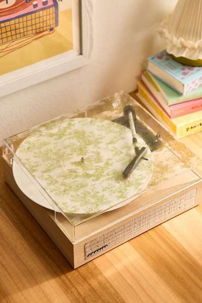 Crosley UO Exclusive Scout Frog Toile Record Player | Urban Outfitters