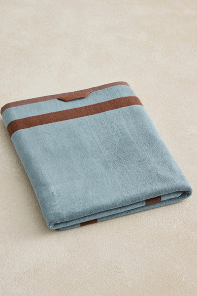 Bed Threads Two-toned Bath Sheet In Cacao/lagoon At Urban Outfitters