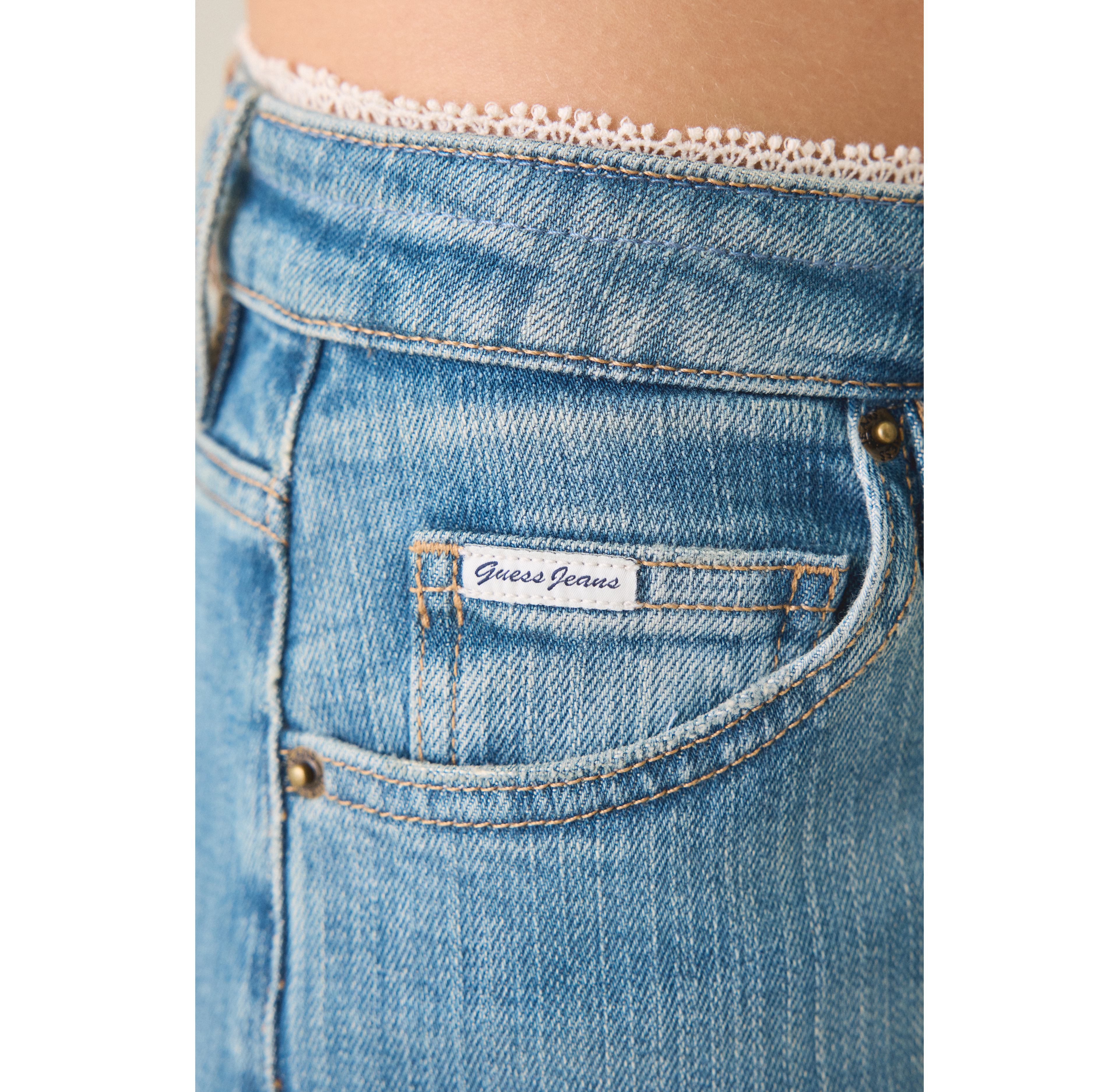 GUESS JEANS G11 Zahli Lace Trim Mid-Rise Wide Leg Jean