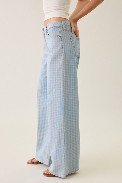 GUESS Jeans G13 Low-Rise Extra Wide Leg