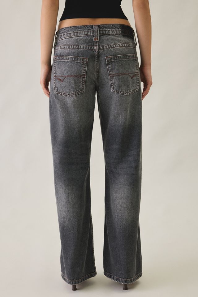BDG Kayla Utility Belted Low-Rise Jeans #4