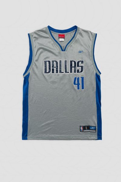 Vintage Dallas Mavericks Basketball Jersey
