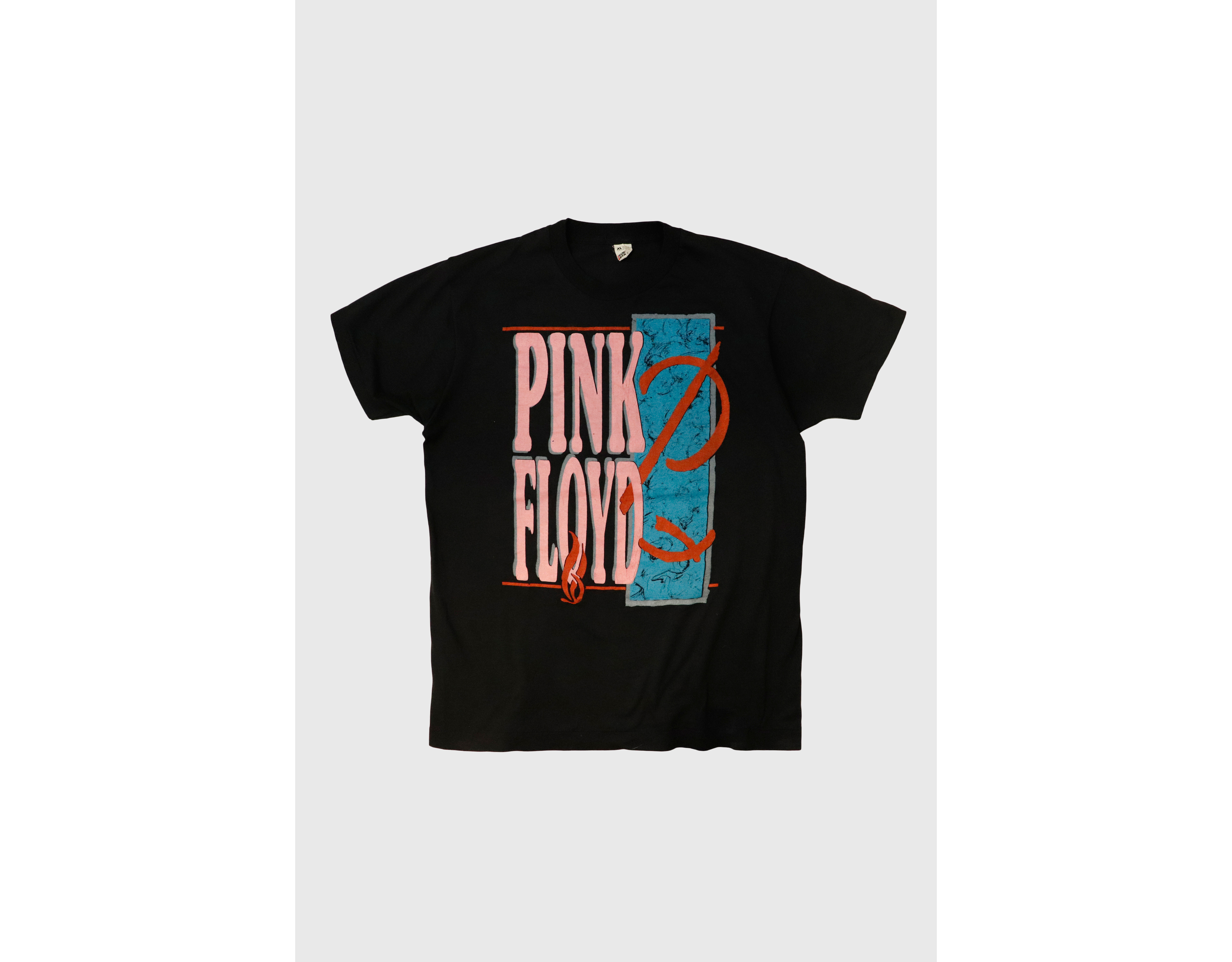 Vintage Pink Floyd 1987 Live Tour Graphic T-Shirt