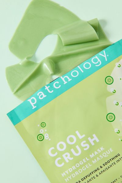 Patchology Cool Crush Serve Chilled™Extra-Depuffing Hydrogel Face Mask