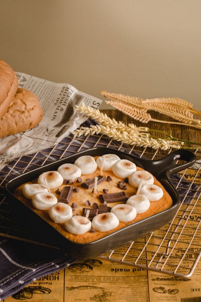 Southlake Gifts Skillet S'more Chocolate And Marshmallow Candle #1