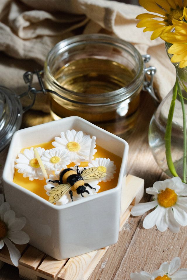 Southlake Gifts Daisy Beehive Candle Bowl #1