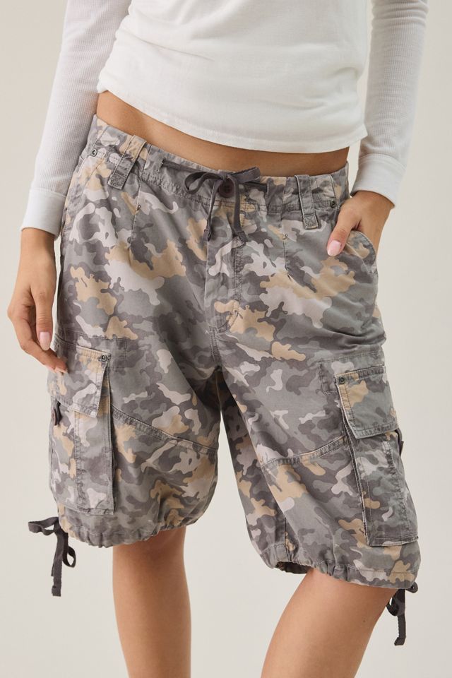 BDG Logan Longline Baggy Cargo Shorts #1