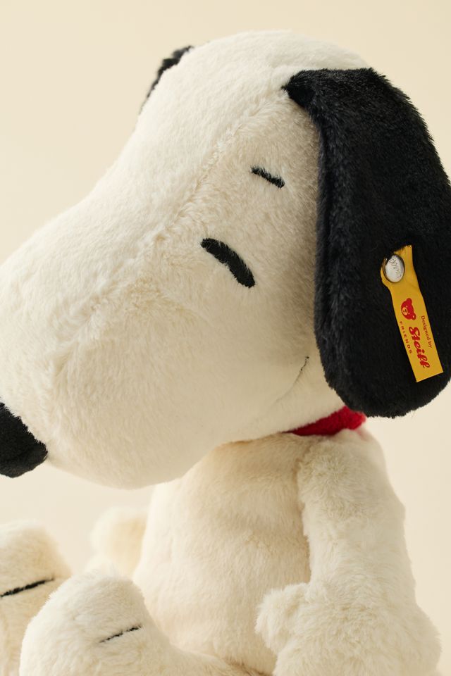 Steiff Peanuts Snoopy Plushie #2