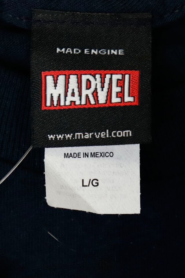 Vintage 2011 Marvel Mad Engine Superhero Graphic T-Shirt #1