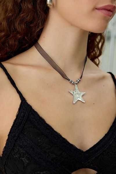 Georgia Statement Pendant Ribbon Necklace