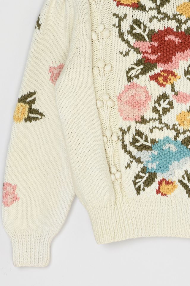 Vintage 90s Textured Knit Sweater with Flowers | Urban Outfitters