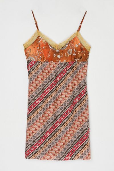 urban outfitters vintage dress Archive At UO Beige & Red Floral Print Maxi Vintage Floral Mesh Dress |