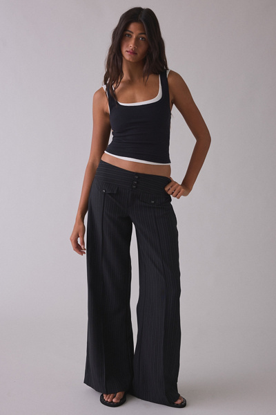 BDG Hannah Low-Rise Flare Trousers