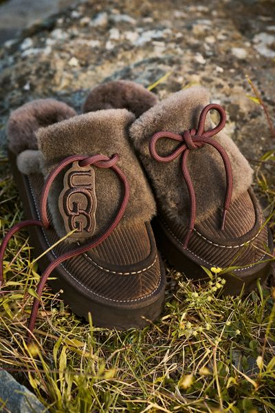 UGG Women's Disquette Heritage Slippers