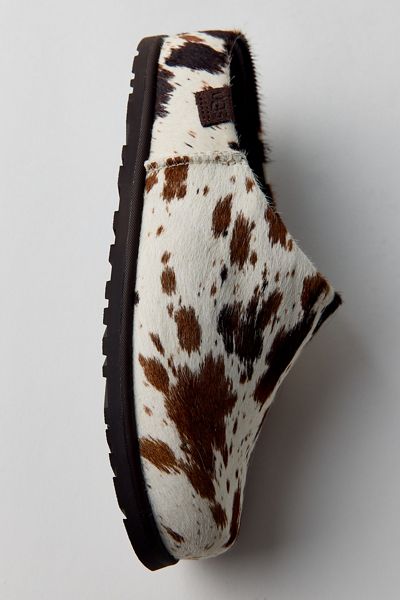 UGG Women's Otzo Western Clogs