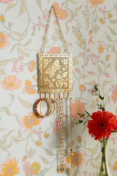 Cut-Out Metal Wall Tile Jewelry Hanger
