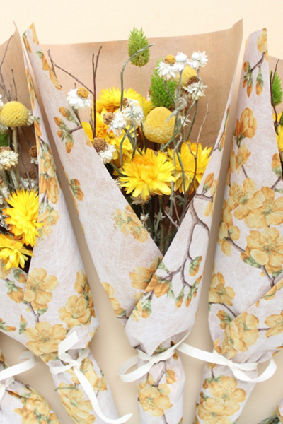 Roxanne’s Dried Flowers Lemon Blossom Bouquet