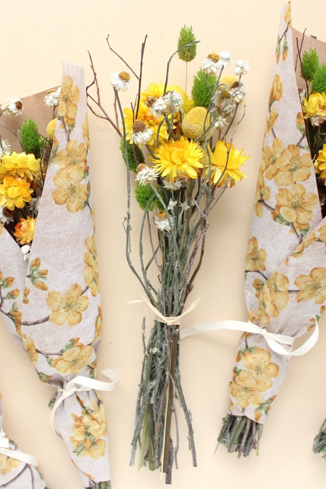 Roxanne’s Dried Flowers Lemon Blossom Bouquet #2