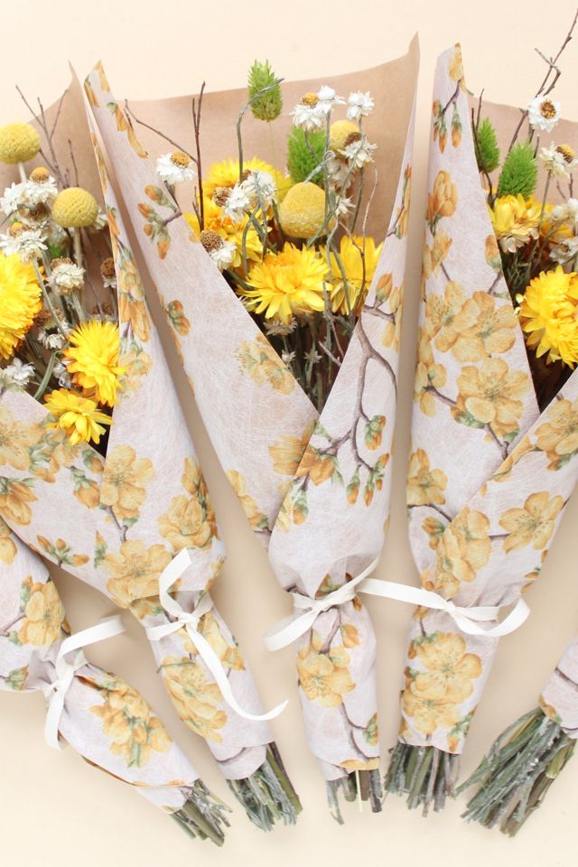 Roxanne’s Dried Flowers Lemon Blossom Bouquet #3