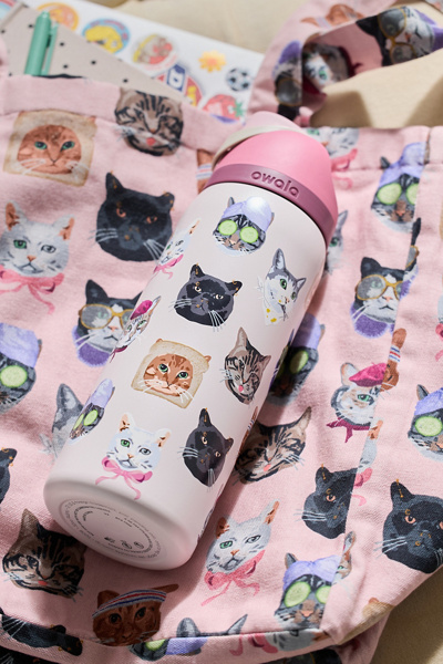 Owala UO Exclusive Cat Collage FreeSip 32 oz Water Bottle | Urban