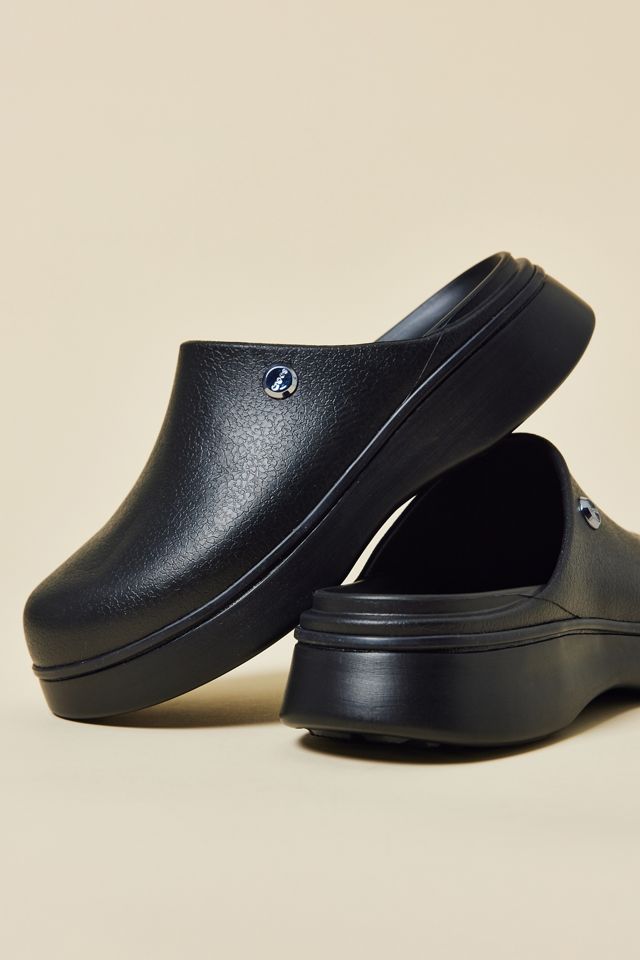 Crocs Women's Dylan Notched Clogs #1